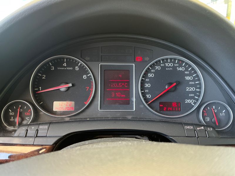 Audi A4 1.6 2004 – снимка 4