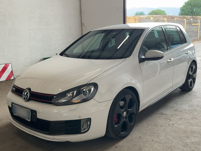 Volkswagen Golf VI 2.0 TSI GTI 2009 – снимка 1