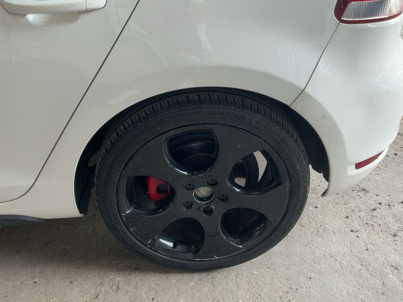 Volkswagen Golf VI 2.0 TSI GTI 2009 – снимка 5