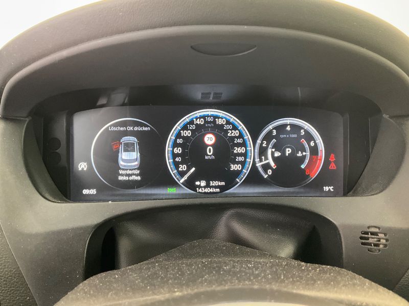 Jaguar F-Pace 25t R-Sport AWD 2018 – снимка 19