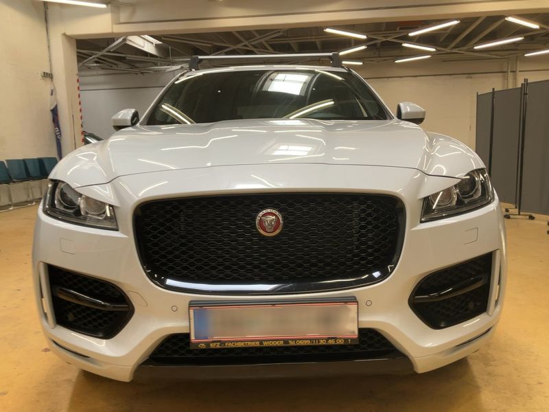Jaguar F-Pace 25t R-Sport AWD 2018 – снимка 14