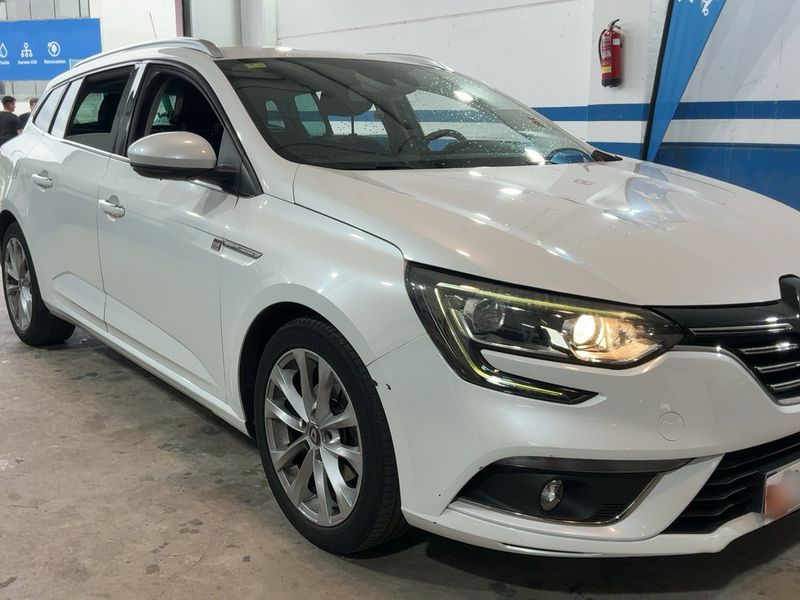 Renault Megane 1.5 dCi Energy Zen 2018 – снимка 12