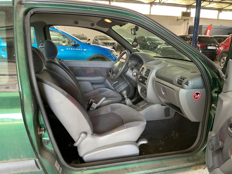 Renault Clio 1.2 RN 1998 – снимка 3