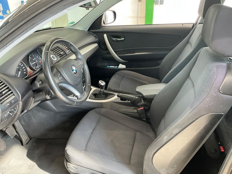 BMW 1er 118d 2011 – снимка 3