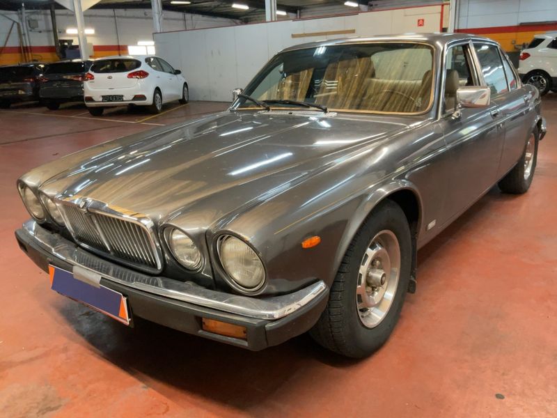 Jaguar XJ Serie III 4.2 XJ6 1985 – снимка 2