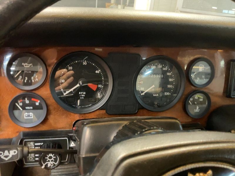 Jaguar XJ Serie III 4.2 XJ6 1985 – снимка 18