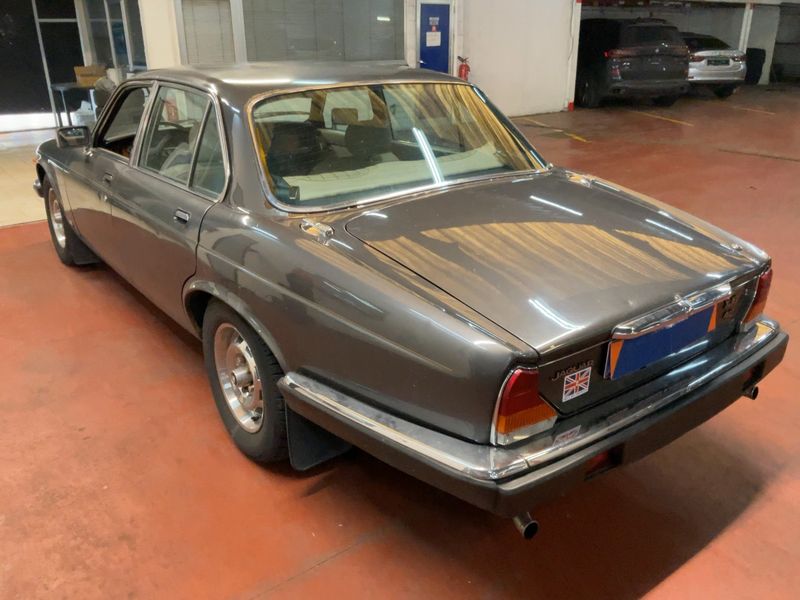 Jaguar XJ Serie III 4.2 XJ6 1985 – снимка 6