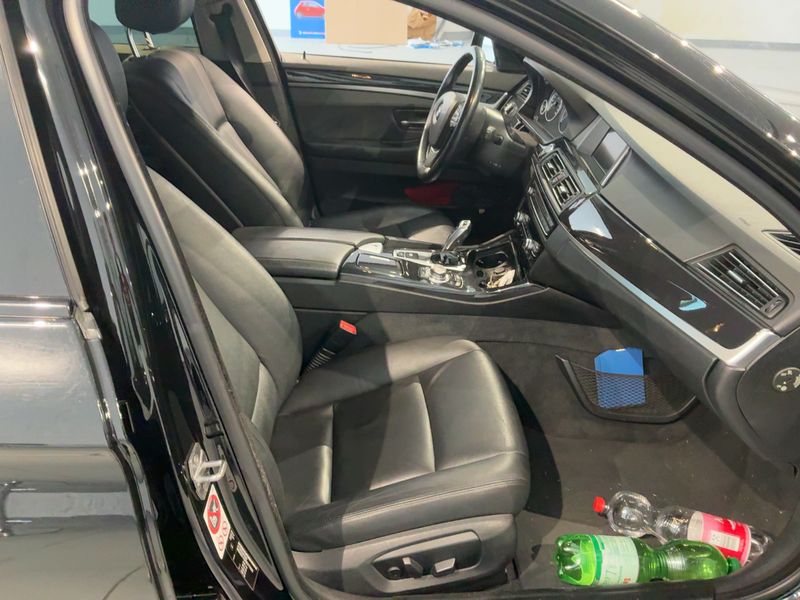 BMW 5er 530d 2015 – снимка 16