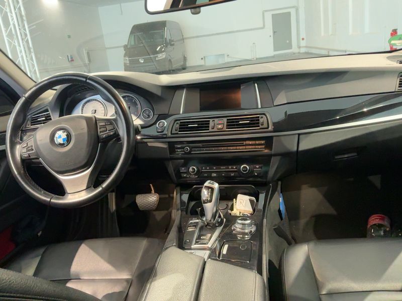 BMW 5er 530d 2015 – снимка 17