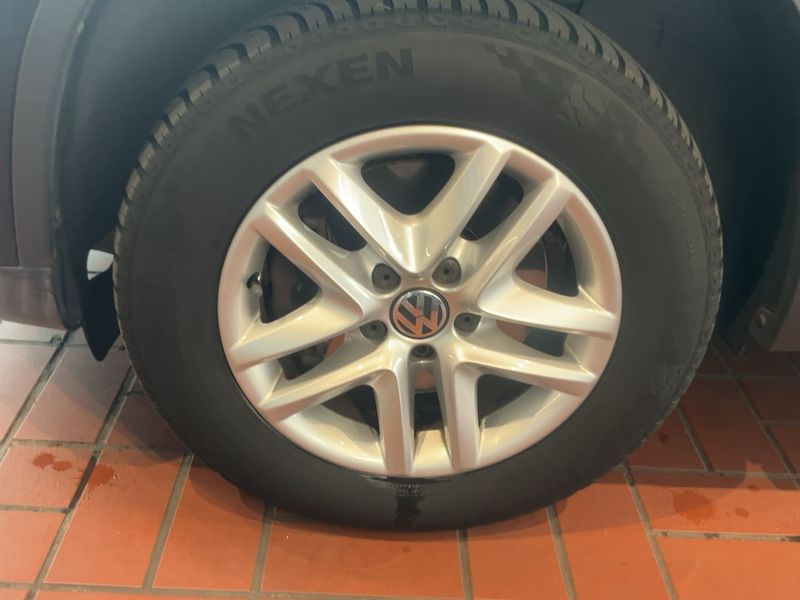 Volkswagen Tiguan 1.4 TSI Trend & Fun BlueMotion Tech 2010 – снимка 3