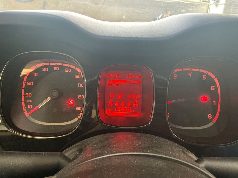 Fiat Panda 1.2 Lounge 2015 – снимка 18