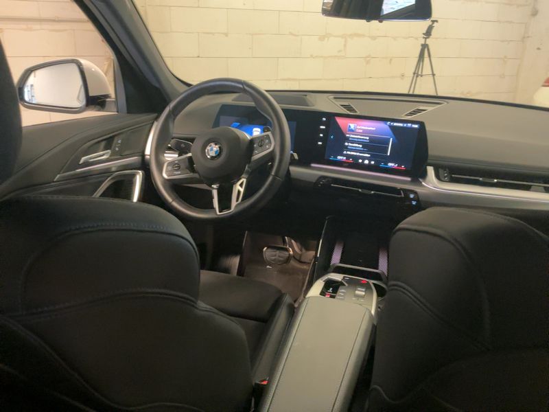 BMW X1 sDrive 20i Mild-Hybrid M Sport 2025 – снимка 17