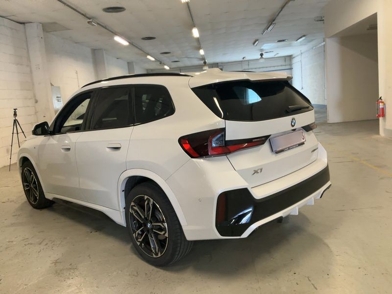 BMW X1 sDrive 20i Mild-Hybrid M Sport 2025 – снимка 6