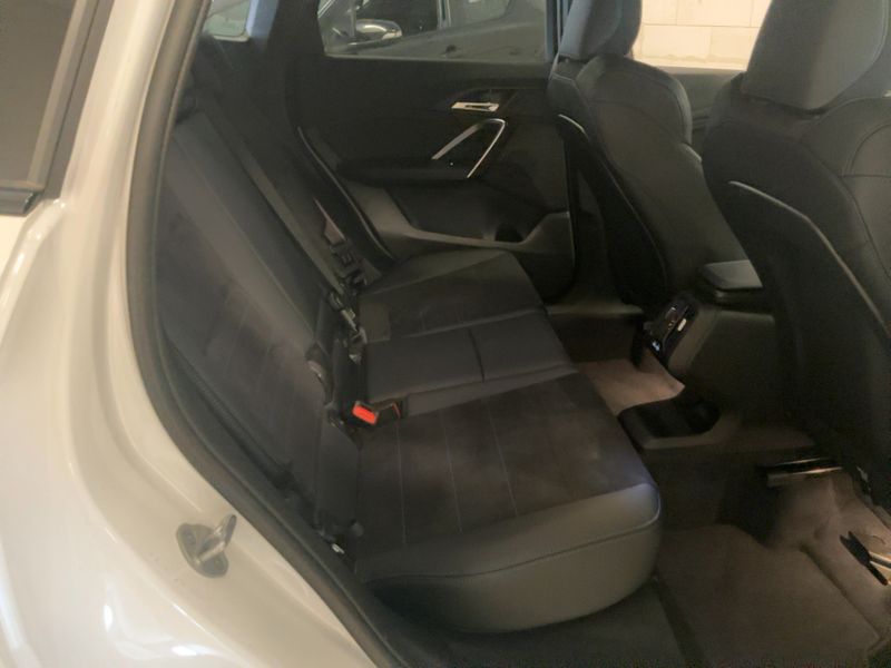 BMW X1 sDrive 20i Mild-Hybrid M Sport 2025 – снимка 19