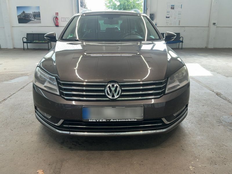 Volkswagen Passat 1.4 TSI Highline BlueMotion Tech 2012 – снимка 14