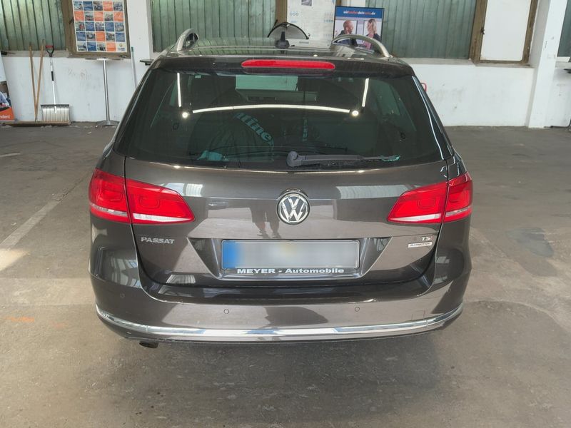 Volkswagen Passat 1.4 TSI Highline BlueMotion Tech 2012 – снимка 7