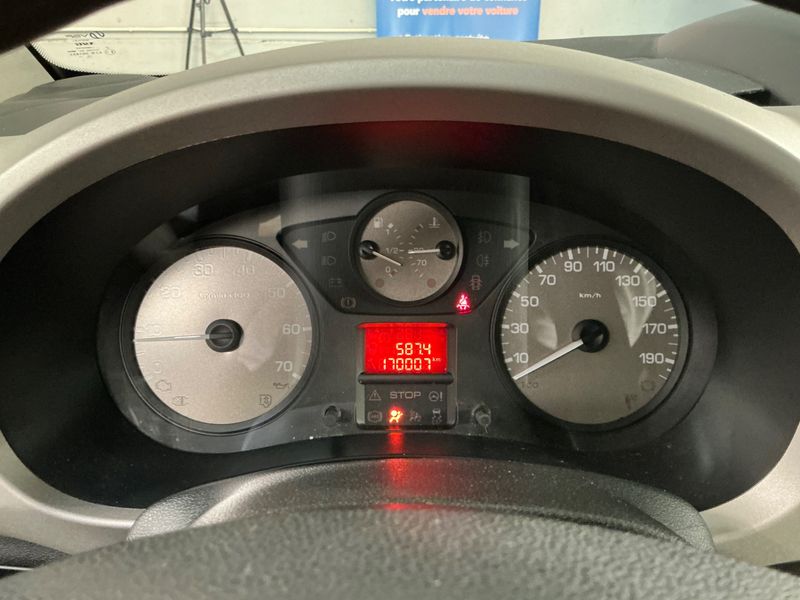 Peugeot Partner 1.6 HDi Style 2013 – снимка 18