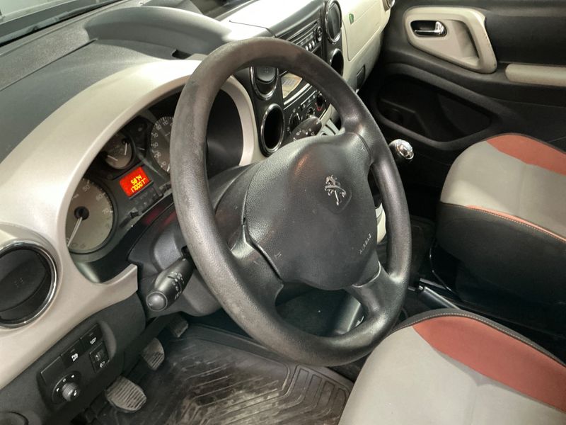 Peugeot Partner 1.6 HDi Style 2013 – снимка 31