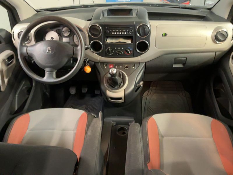 Peugeot Partner 1.6 HDi Style 2013 – снимка 17