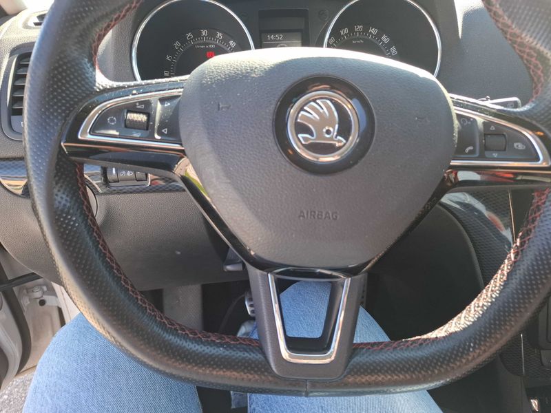 Skoda Yeti 2.0 TDI Monte Carlo 2017 – снимка 34