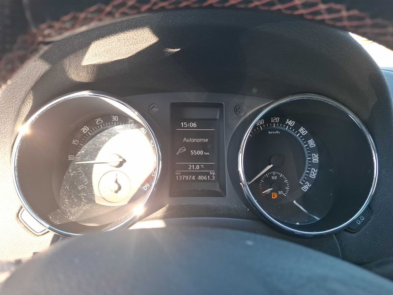 Skoda Yeti 2.0 TDI Monte Carlo 2017 – снимка 12