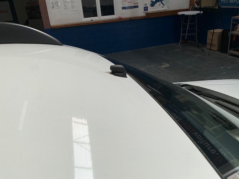 Dacia Duster 1.5 dCi Laureate 4x4 2011 – снимка 35