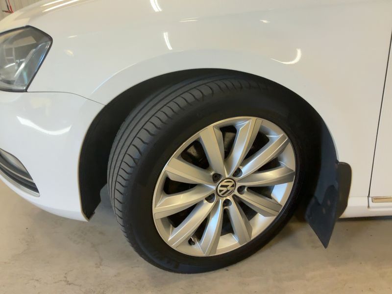 Volkswagen Passat 2.0 TDI Comfortline 4Motion BlueMotion Tech 2014 – снимка 3