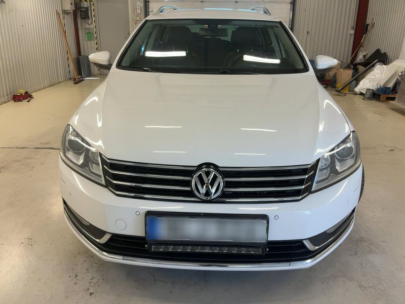Volkswagen Passat 2.0 TDI Comfortline 4Motion BlueMotion Tech 2014 – снимка 9