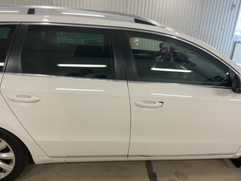 Volkswagen Passat 2.0 TDI Comfortline 4Motion BlueMotion Tech 2014 – снимка 10