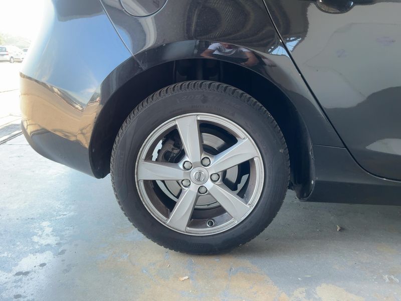 Volvo V40 2.0 D2 Kinetic 2016 – снимка 9