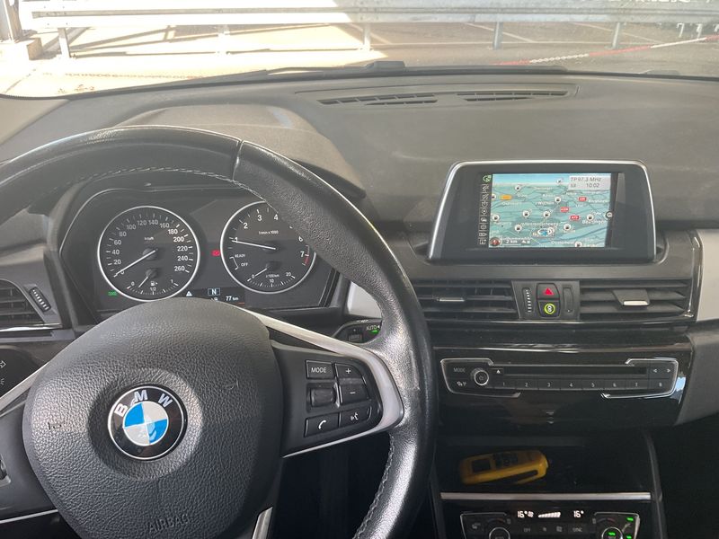 BMW 2er 216i Gran Tourer 2016 – снимка 18