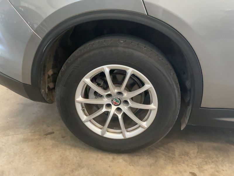 Alfa Romeo Stelvio 2.2 JTDM Business Q4 2019 – снимка 9