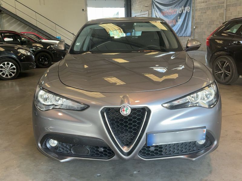 Alfa Romeo Stelvio 2.2 JTDM Business Q4 2019 – снимка 14