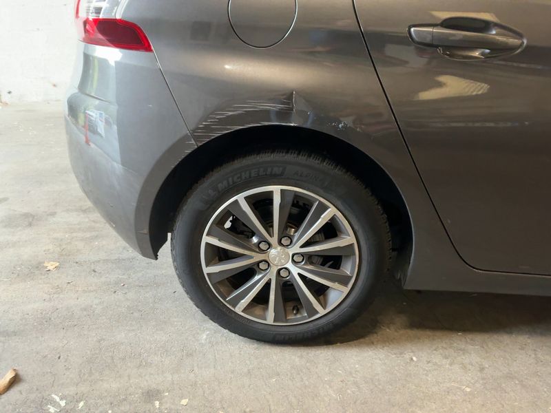 Peugeot 308 1.6 Blue-HDi Allure 2015 – снимка 9