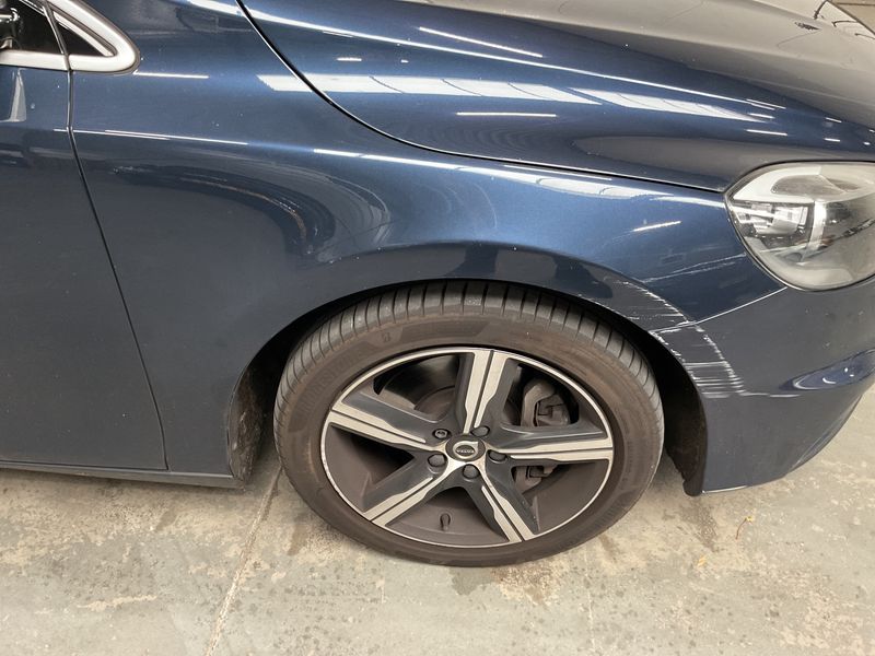 Volvo V40 2.0 D4 R-Design Kinetic 2014 – снимка 21