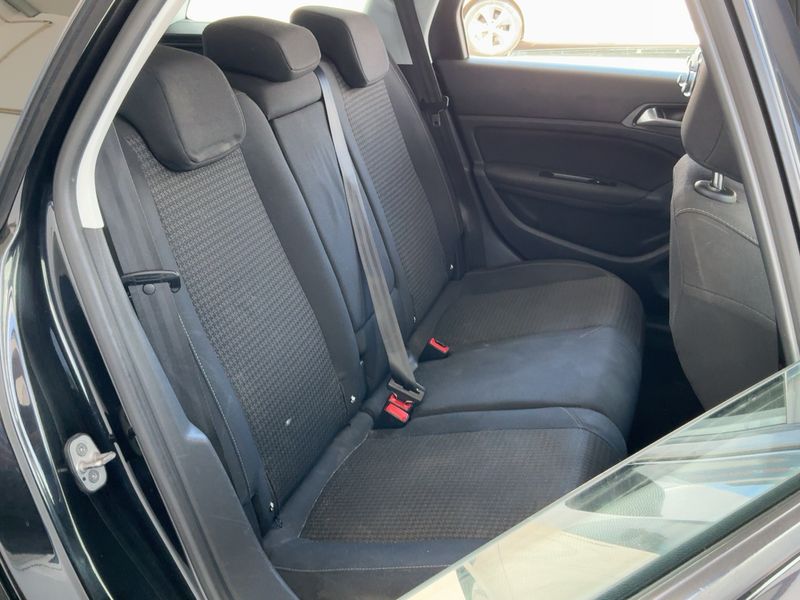 Peugeot 308 1.6 Blue-HDi Active Business 2017 – снимка 19