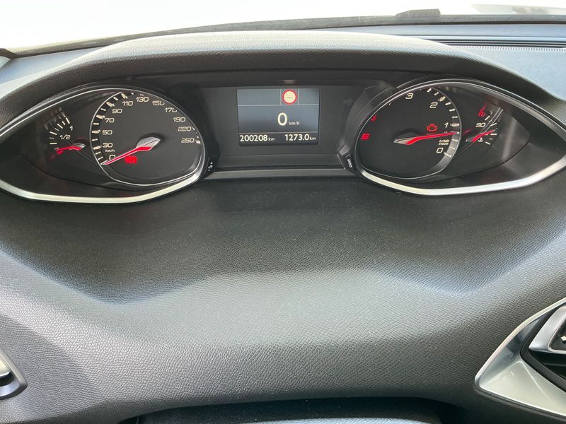 Peugeot 308 1.6 Blue-HDi Active Business 2017 – снимка 18