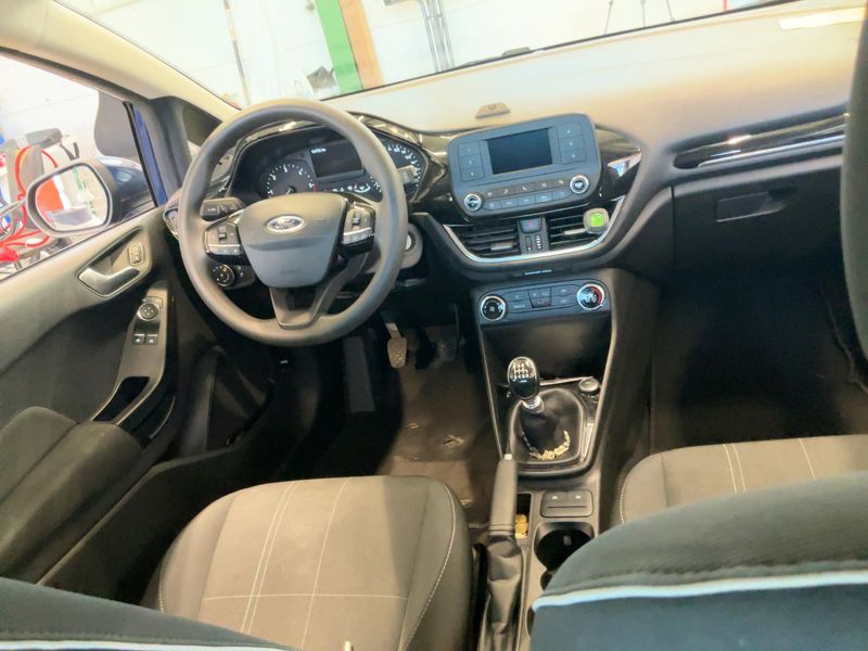 Ford Fiesta 1.5 TDCi Plus 2018 – снимка 17