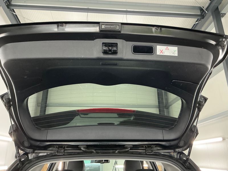 Kia Niro 1.6 Hybrid Spirit 2017 – снимка 30