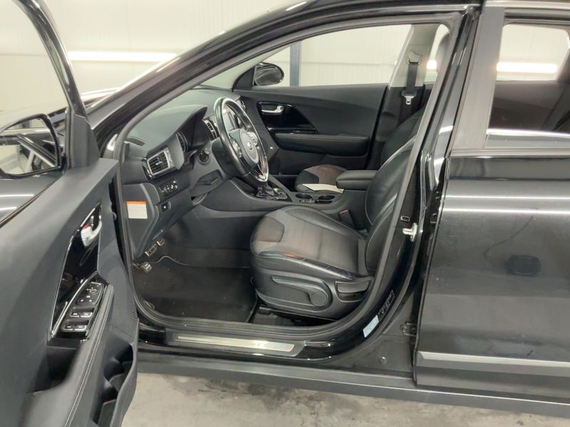 Kia Niro 1.6 Hybrid Spirit 2017 – снимка 16