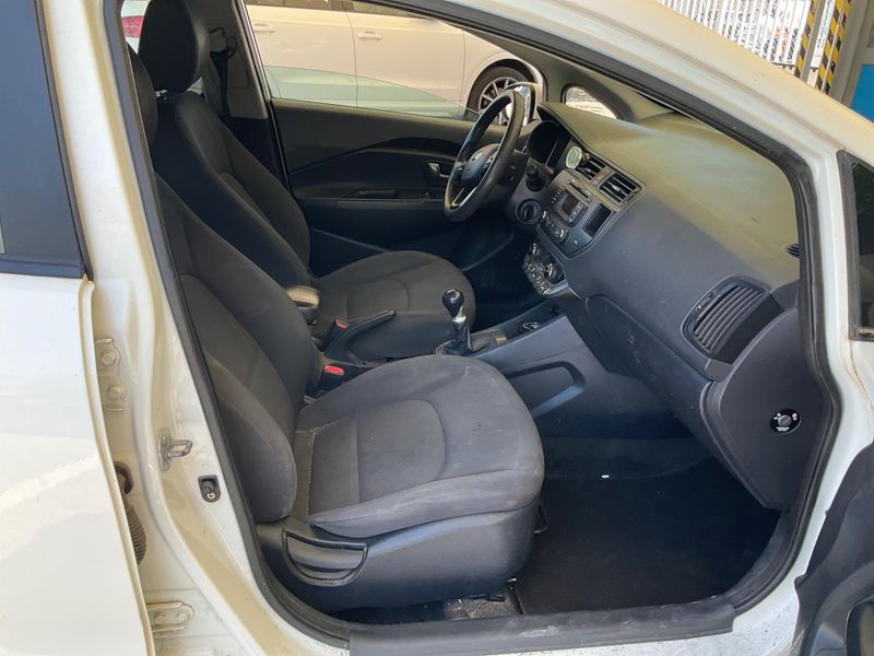 Kia Rio 1.2 Attract 2013 – снимка 3