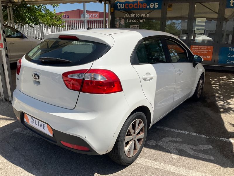 Kia Rio 1.2 Attract 2013 – снимка 2