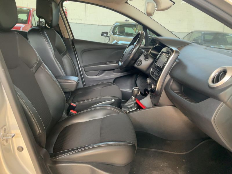 Renault Clio 1.5 dCi Energy Duel² 2018 – снимка 16