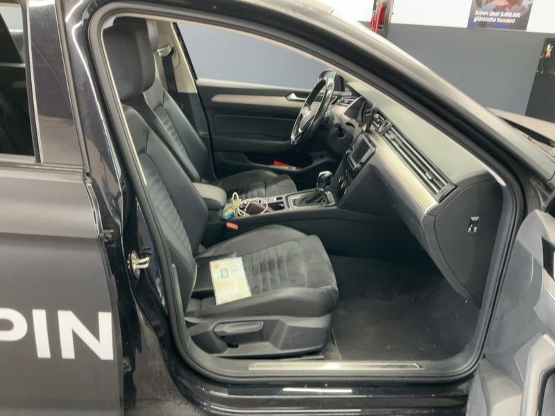 Volkswagen Passat 2.0 TDI Highline 4Motion BlueMotion Tech 2017 – снимка 16