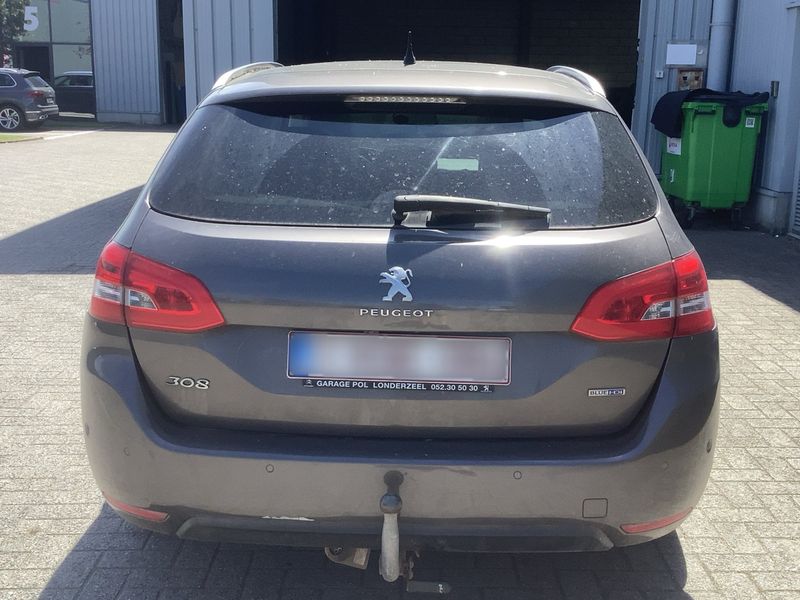 Peugeot 308 1.6 e-HDi Active 2014 – снимка 7