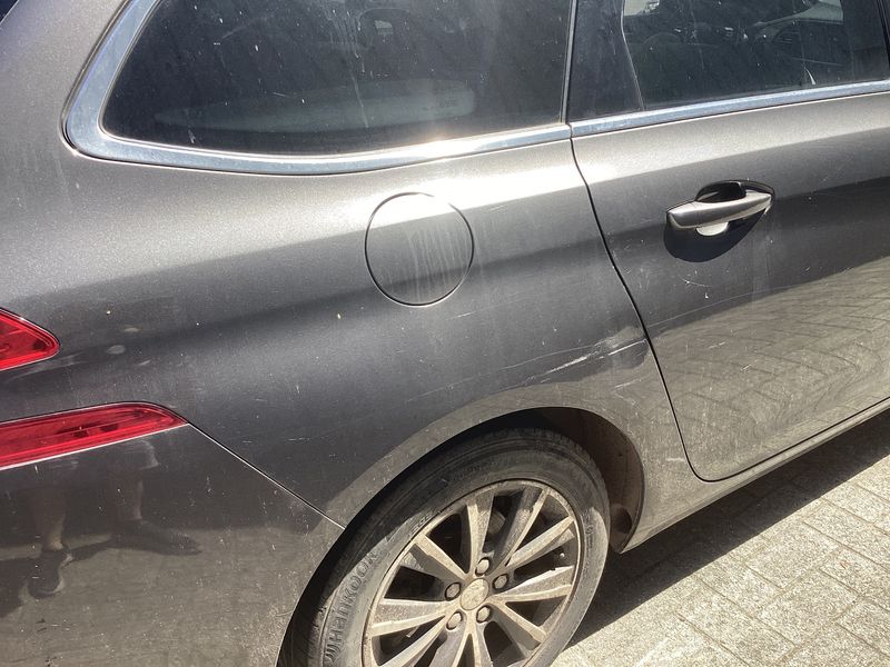 Peugeot 308 1.6 e-HDi Active 2014 – снимка 25