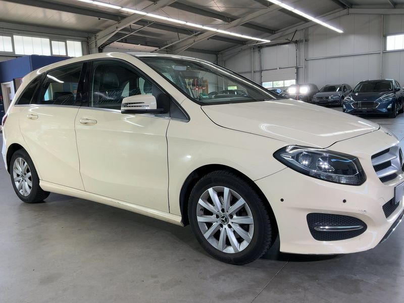 Mercedes-Benz B-Klasse B 180 CDI Style 2017 – снимка 12