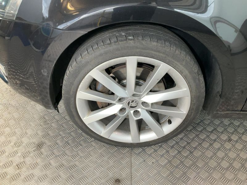 Skoda Octavia 2.0 TDI Style 4x4 2016 – снимка 3