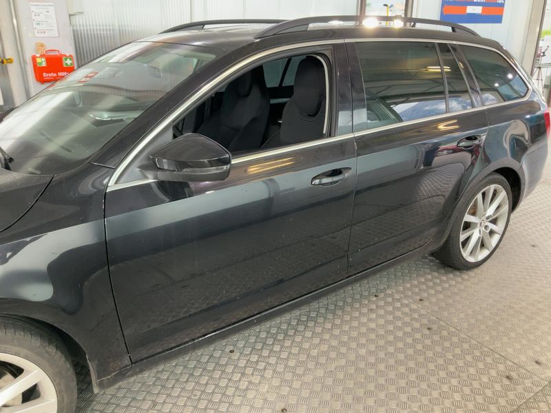 Skoda Octavia 2.0 TDI Style 4x4 2016 – снимка 4