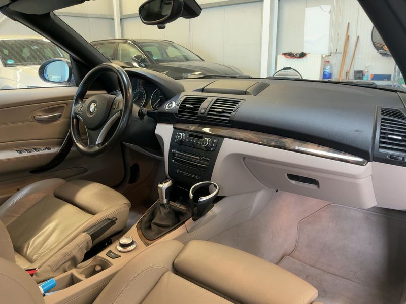 BMW 1er 120i 2008 – снимка 17